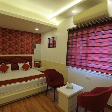 Hotel Sahib'S Red Carpet - The Family & Corporate Hotel 阿格拉 外观 照片